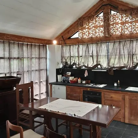 Feriehus Casa Vacanze Mare E Monti *