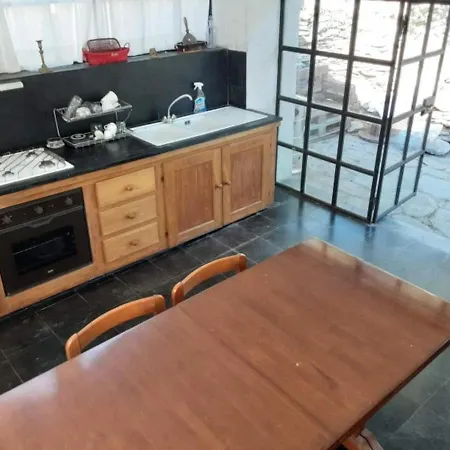 Casa Vacanze Mare E Monti Feriehus *